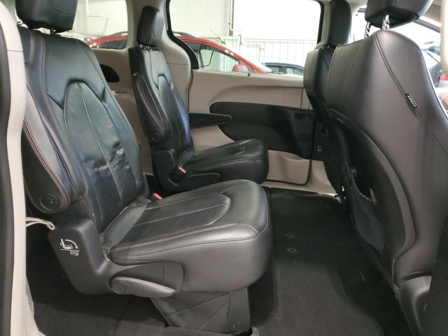 Photo 11 from auction – 2017 CHRYSLER PACIFICA T with VIN 2C4RC1BG2HR540482