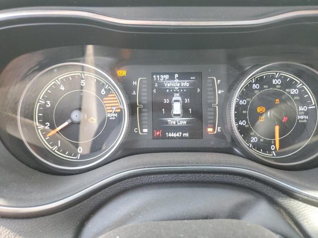 Photo 9 from auction – 2019 JEEP CHEROKEE L with VIN 1C4PJLCB1KD114403