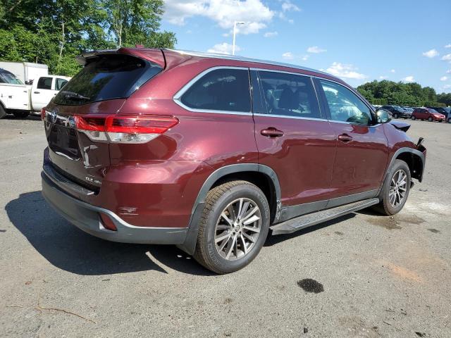 Photo 3 from auction – 2019 TOYOTA HIGHLANDER with VIN 5TDJZRFH8KS980976