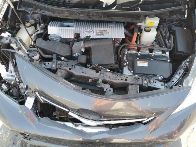Photo 11 from auction – 2013 TOYOTA PRIUS V with VIN JTDZN3EU0D3230759