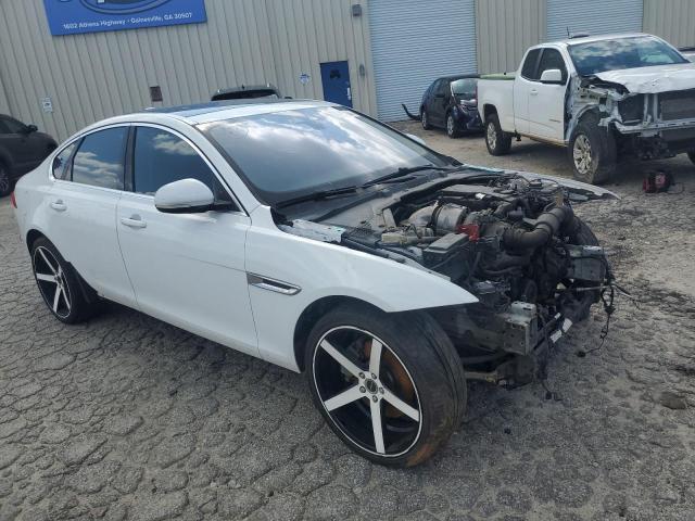 Photo 4 from auction – 2017 JAGUAR XF PREMIUM with VIN SAJBJ4BN8HCY45129