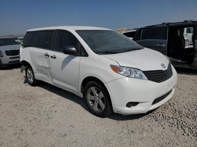 Photo 4 from auction – 2017 TOYOTA SIENNA with VIN 5TDZZ3DC3HS842455