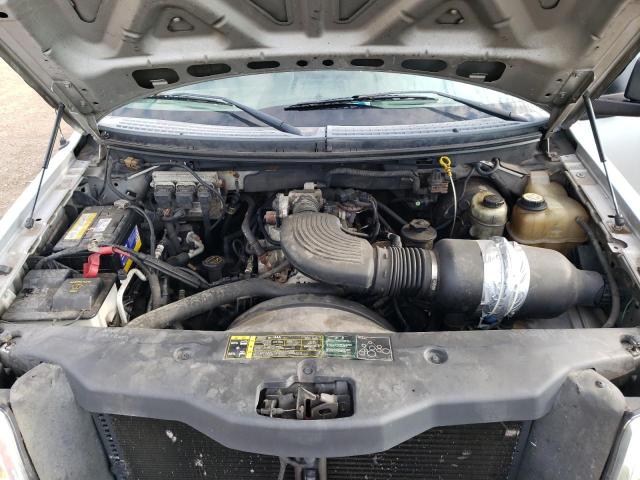 Photo 11 from auction – 2004 FORD F150 with VIN 1FTRX12W04NB59667