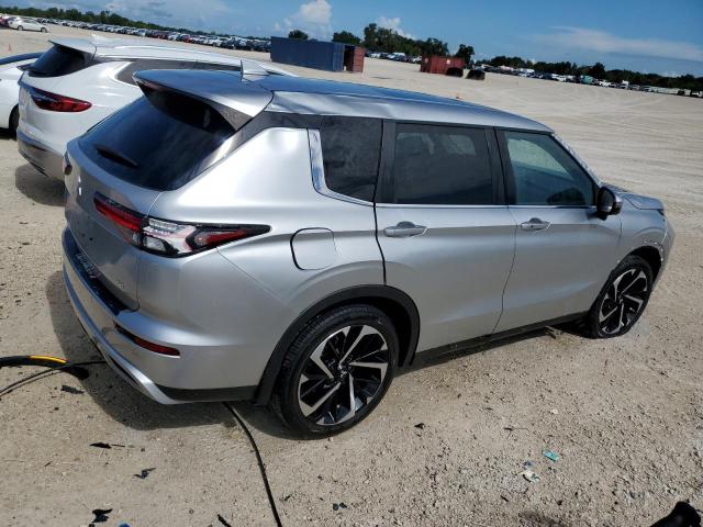 Photo 3 from auction – 2022 MITSUBISHI OUTLANDER with VIN JA4J3UA86NZ010665