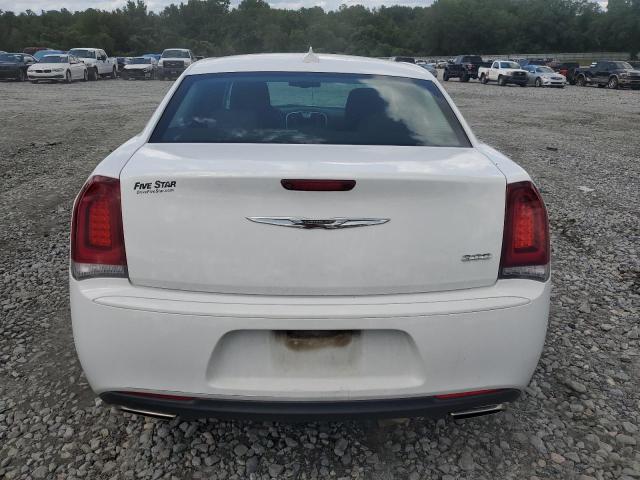 Photo 6 from auction – 2019 CHRYSLER 300 TOURIN with VIN 2C3CCAAG6KH601597