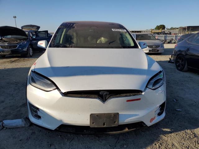 Photo 5 from auction – 2018 TESLA MODEL X with VIN 5YJXCAE2XJF117514
