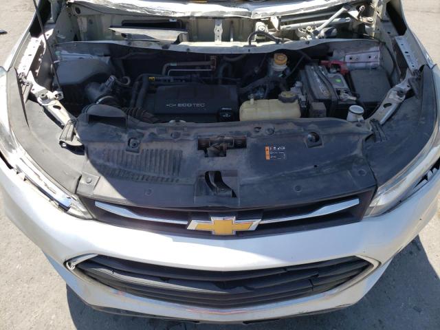 Photo 12 from auction – 2018 CHEVROLET TRAX LS with VIN 3GNCJKSB3JL407536