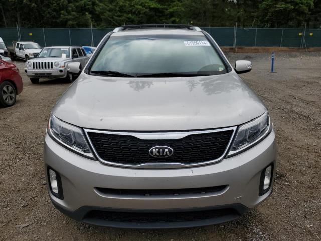 Photo 5 from auction – 2015 KIA SORENTO LX with VIN 5XYKT3A65FG559020