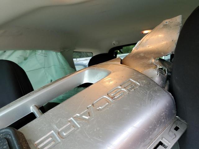 Photo 10 from auction – 2012 FORD ESCAPE HYB with VIN 1FMCU5K33CKB45365