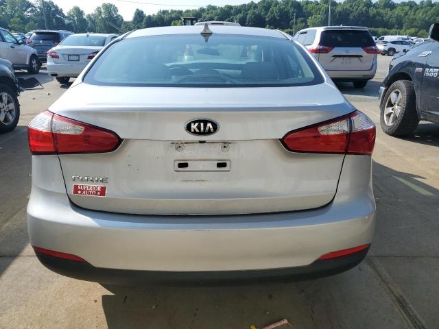 Photo 6 from auction – 2015 KIA FORTE LX with VIN KNAFX4A62F5364901