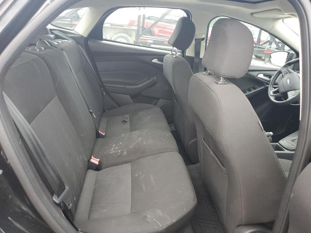 Foto 10 de la subasta – 2015 FORD FOCUS SE con VIN 1FADP3K28FL260544
