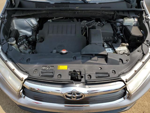 Photo 12 from auction – 2016 TOYOTA HIGHLANDER with VIN 5TDBKRFHXGS230821