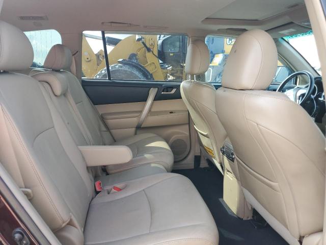 Photo 11 from auction – 2011 TOYOTA HIGHLANDER with VIN 5TDZK3EH7BS031876
