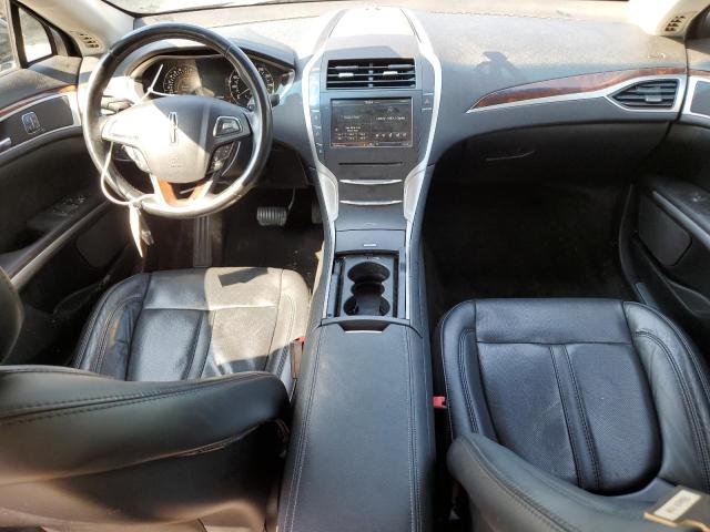 Zdjęcie 8 z aukcji – 2016 LINCOLN MKZ z VIN 3LN6L2J92GR621000