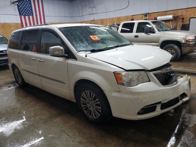 Photo 4 from auction – 2013 CHRYSLER TOWN & COU with VIN 2C4RC1CG3DR766877