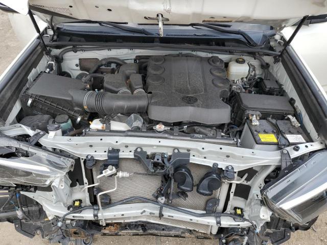 Photo 12 from auction – 2020 TOYOTA 4RUNNER SR with VIN JTEBU5JR0L5805152