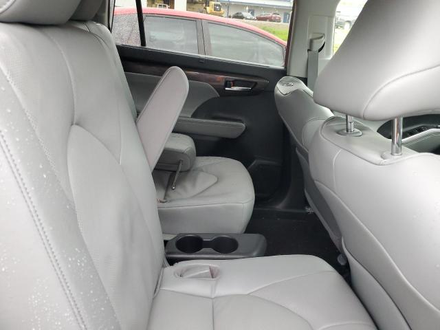 Photo 11 from auction – 2023 TOYOTA HIGHLANDER with VIN 5TDKDRBH4PS022806