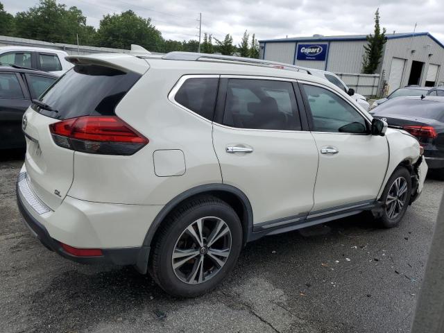 Photo 3 from auction – 2017 NISSAN ROGUE S with VIN JN8AT2MT6HW388909