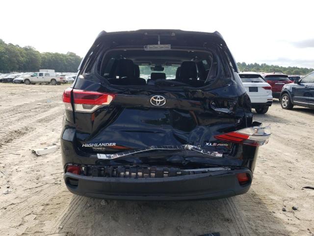 Photo 6 from auction – 2018 TOYOTA HIGHLANDER with VIN 5TDJZRFHXJS560134