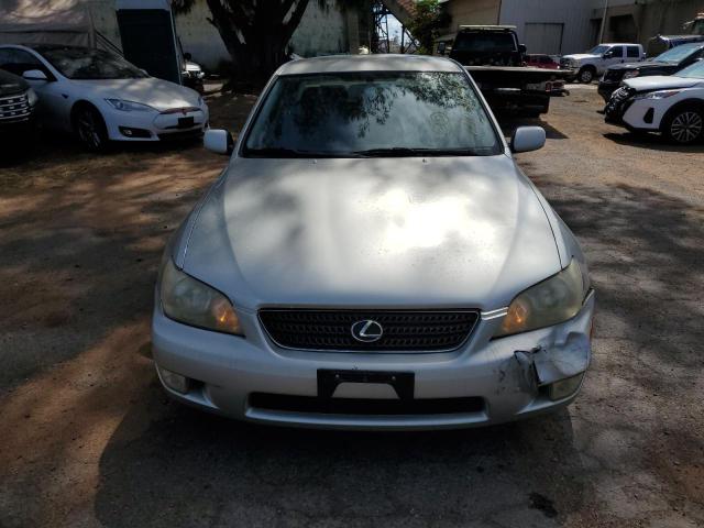 Photo 5 from auction – 2002 LEXUS IS 300 with VIN JTHBD192720038589