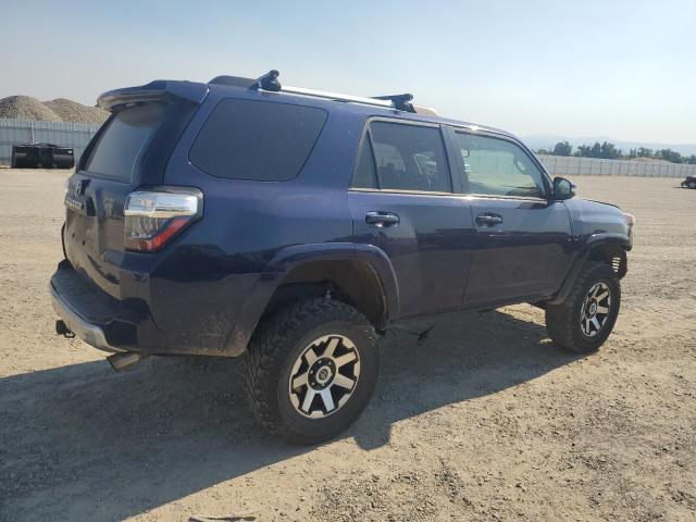 Photo 3 from auction – 2017 TOYOTA 4RUNNER SR with VIN JTEBU5JRXH5472546