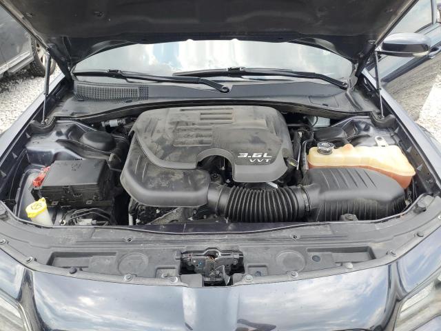 Photo 11 from auction – 2018 CHRYSLER 300 S with VIN 2C3CCABG4JH262013
