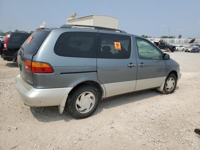 Photo 3 from auction – 2000 TOYOTA SIENNA LE with VIN 4T3ZF13C8YU180594