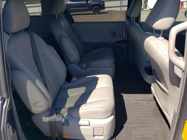Photo 11 from auction – 2011 TOYOTA SIENNA XLE with VIN 5TDDK3DC0BS002297