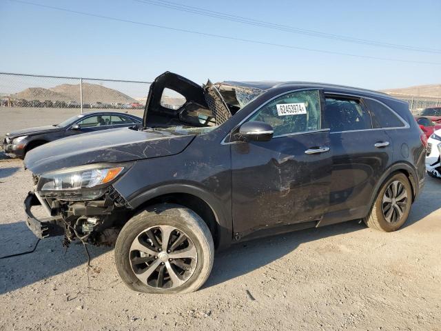 Photo 1 from auction – 2017 KIA SORENTO EX with VIN 5XYPH4A56HG330613