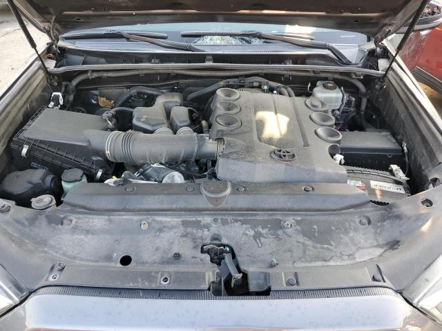 Photo 12 from auction – 2018 TOYOTA 4RUNNER SR with VIN JTEBU5JR4J5496959