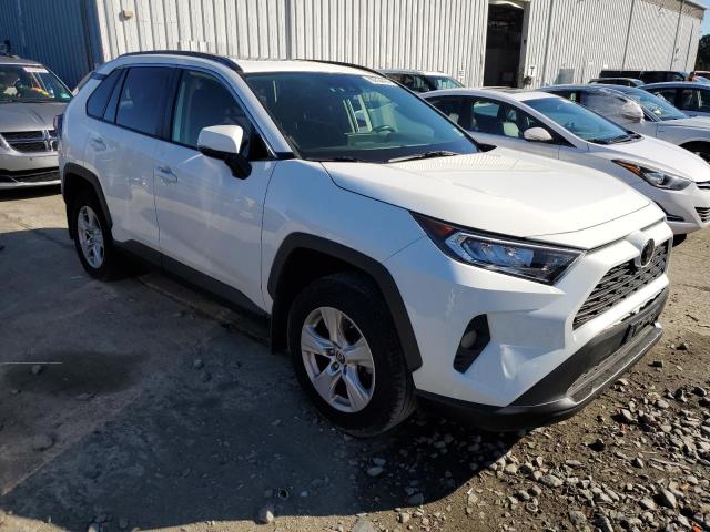 Photo 4 from auction – 2019 TOYOTA RAV4 XLE with VIN JTMP1RFV3KD041138