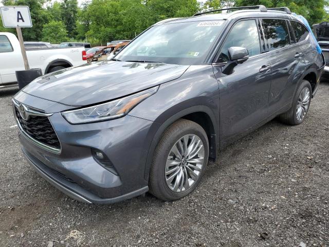 TOYOTA HIGHLANDER 2024 with VIN 5TDKDRBH4RS538909 - Photo from auction