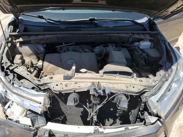 Photo 12 from auction – 2018 TOYOTA HIGHLANDER with VIN 5TDJZRFH9JS528081