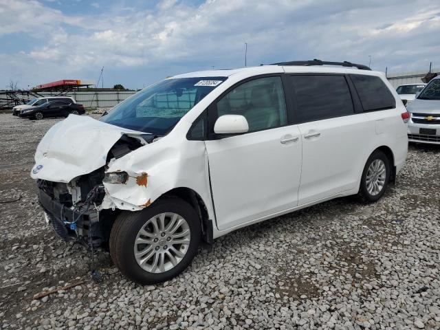TOYOTA SIENNA XLE 2013 with VIN 5TDYK3DC4DS306902 - Photo from auction