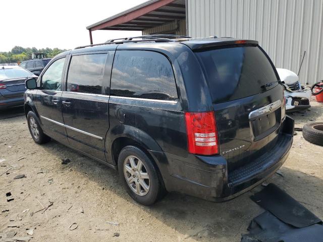 Photo 2 from auction – 2010 CHRYSLER TOWN & COU with VIN 2A4RR8D18AR321185