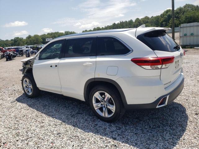 Photo 2 from auction – 2017 TOYOTA HIGHLANDER with VIN 5TDYZRFH3HS214905