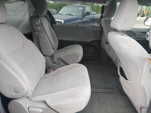 Photo 11 from auction – 2016 TOYOTA SIENNA LE with VIN 5TDKK3DC0GS742527