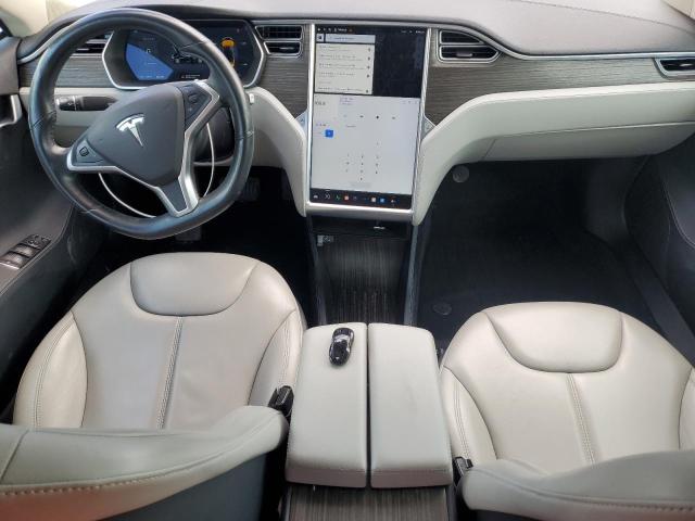 Photo 8 from auction – 2015 TESLA MODEL S 85 with VIN 5YJSA1H22FF080381