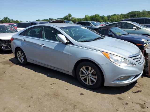 Photo 4 from auction – 2013 HYUNDAI SONATA GLS with VIN 5NPEB4AC8DH641454