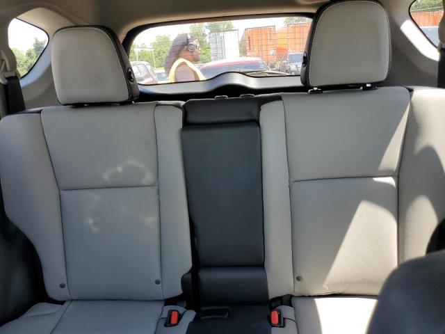 Photo 10 from auction – 2016 TOYOTA RAV4 LIMIT with VIN 2T3DFREV0GW488008