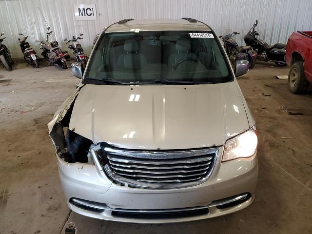 Photo 5 from auction – 2015 CHRYSLER TOWN & COU with VIN 2C4RC1CG6FR553490