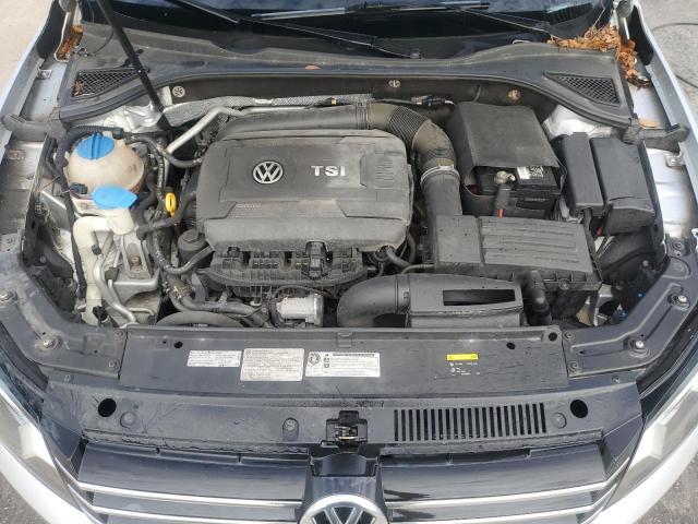 Photo 11 from auction – 2015 VOLKSWAGEN PASSAT S with VIN 1VWAT7A33FC112910
