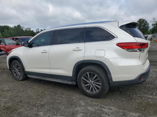 Photo 2 from auction – 2019 TOYOTA HIGHLANDER with VIN 5TDKZRFH1KS566281