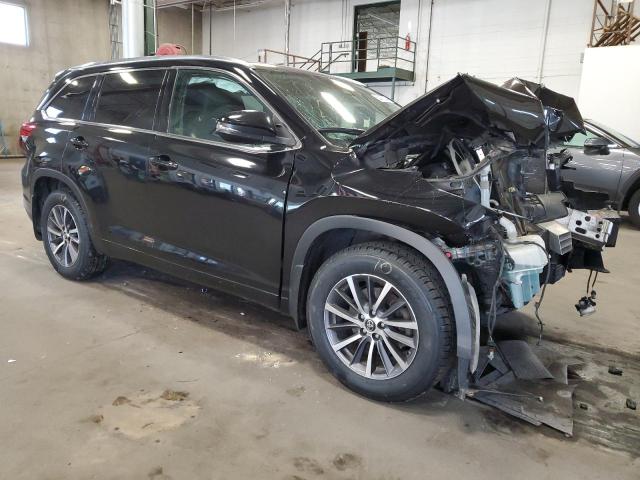Photo 4 from auction – 2018 TOYOTA HIGHLANDER with VIN 5TDJZRFH2JS812877
