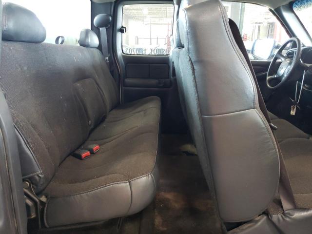 Photo 10 from auction – 2002 CHEVROLET SILVERADO with VIN 1GCHK29U82E252342