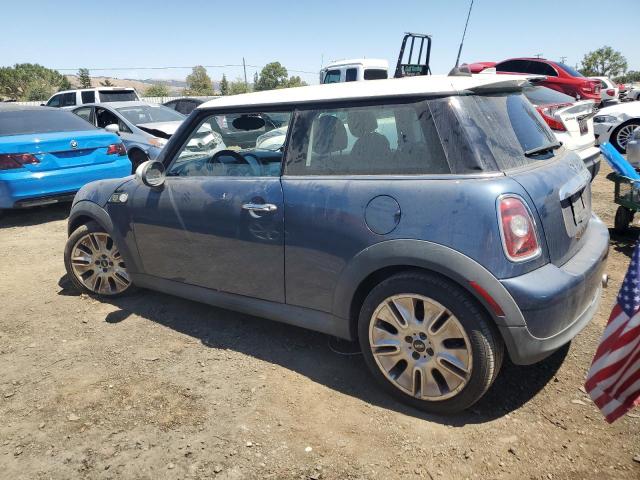Photo 2 from auction – 2010 MINI COOPER with VIN WMWMF3C5XATZ61856