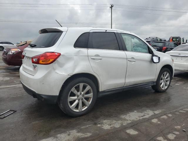 Photo 3 from auction – 2015 MITSUBISHI OUTLANDER with VIN 4A4AR4AUXFE039816
