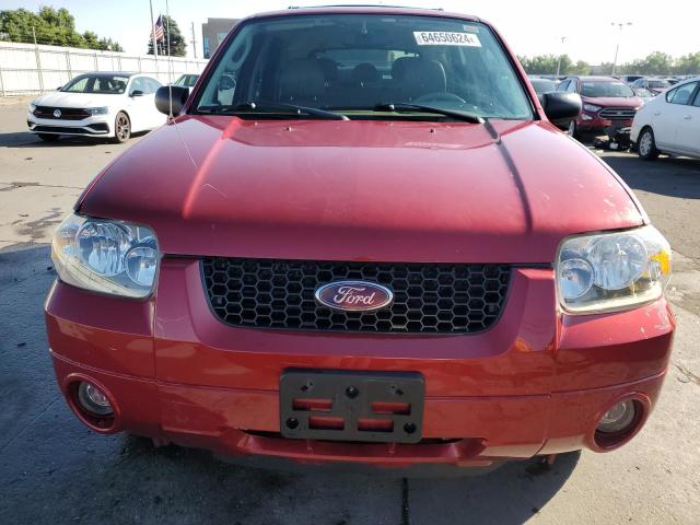 Zdjęcie 5 z aukcji – 2005 FORD ESCAPE LIM z VIN 1FMCU94185KA26314