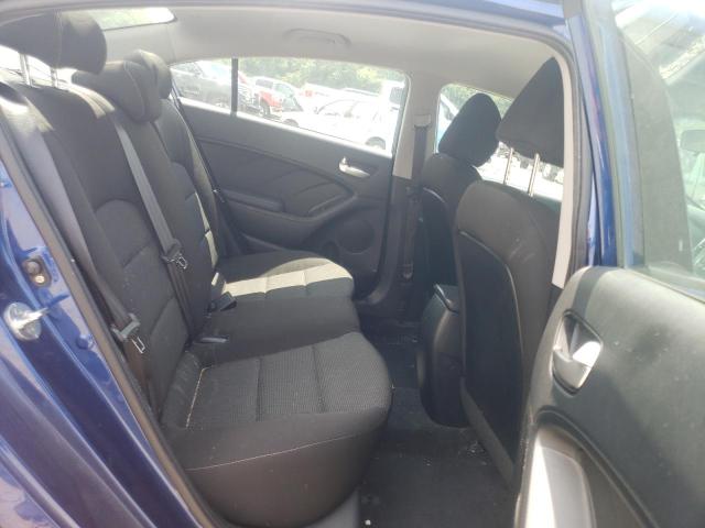 Photo 10 from auction – 2018 KIA FORTE LX with VIN 3KPFK4A77JE240663