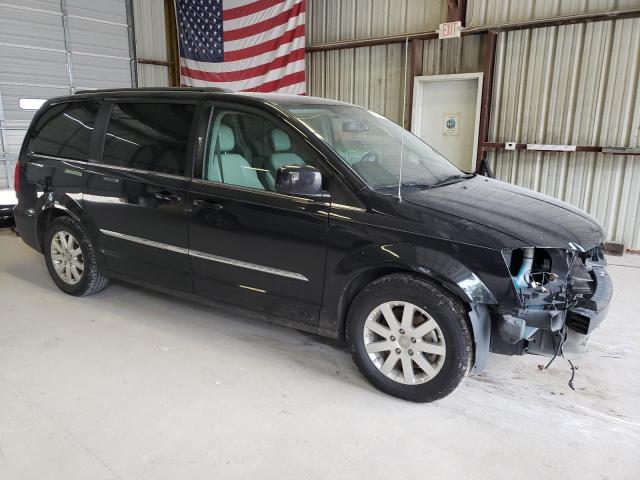 Photo 4 from auction – 2015 CHRYSLER TOWN & COU with VIN 2C4RC1BG4FR695211
